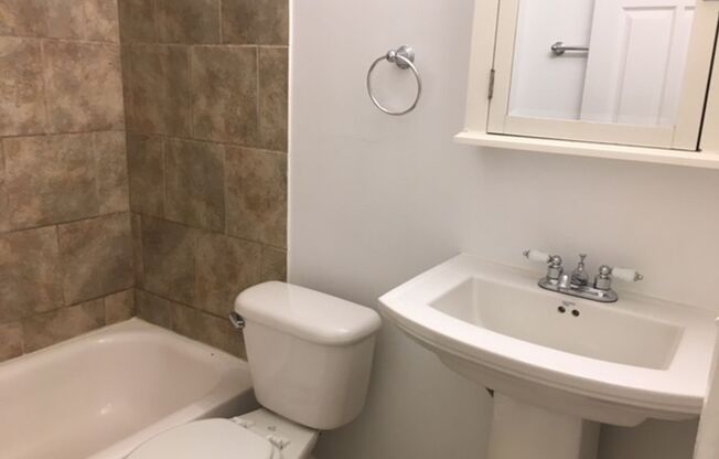 1 bed, 1 bath, $1,150