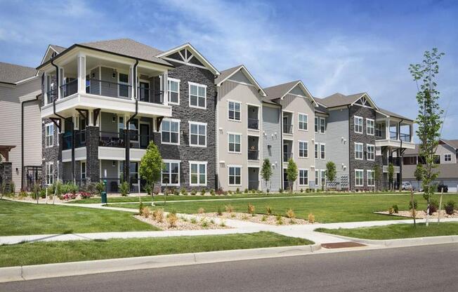 Apartment Exterior at Watermark at Harvest Junction, Colorado