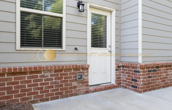 3 beds, 2.5 baths, $2,695