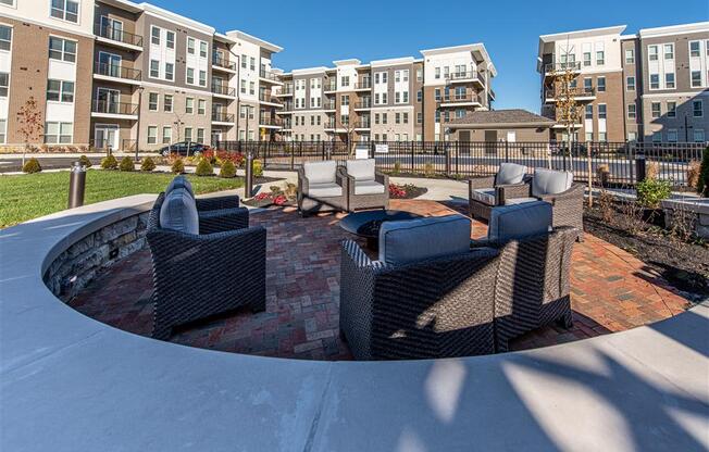 Community Grill Stations at One Deerfield Apartments, Mason