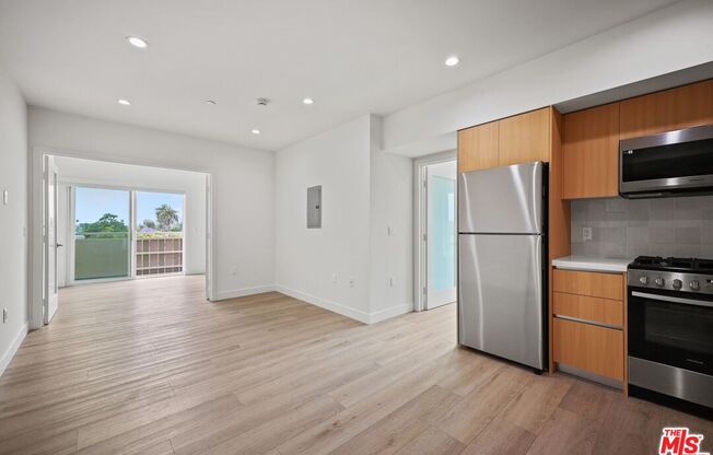 1 bed, 1 bath, 450 sqft, $2,495, Unit 102