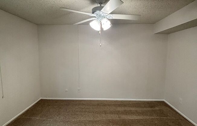 1 bed, 1 bath, 750 sqft, $2,340, Unit 1611