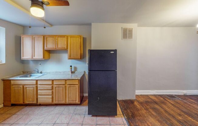 2425 Druid Hill Ave- 2 Bedroom Townhouse