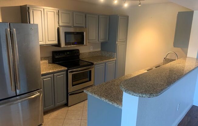 Great Gated Community Upgraded 1 Bedroom- Centrally Located in SW !!!