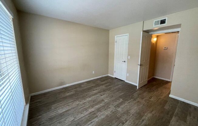 1 bed, 1 bath, $1,350, Unit # 160