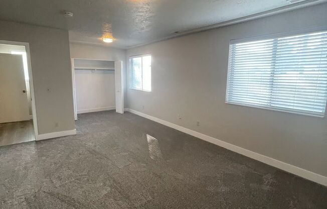 3 beds, 1 bath, $1,950