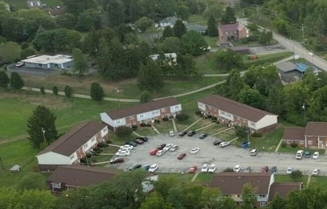 2 beds, 1 bath, 850 sqft, $1,040, Unit 2-H