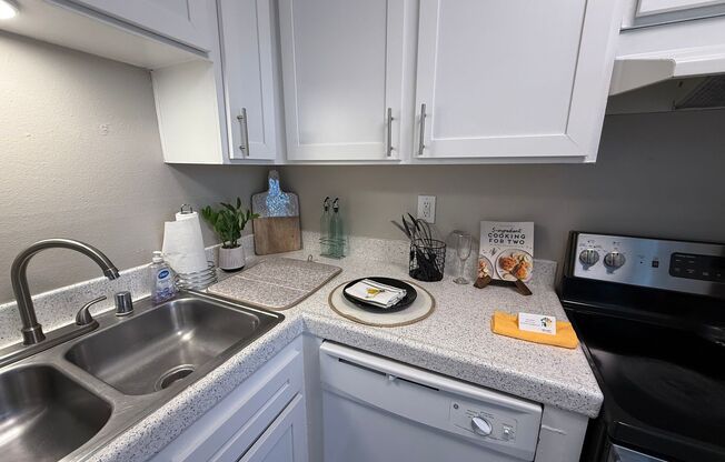 1 bed, 1 bath, 436 sqft, $1,895, Unit 32