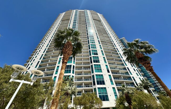 1 bed, 1.5 baths, $2,350, Unit #2505