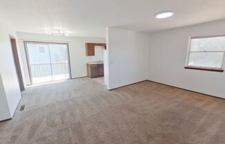 2 beds, 1 bath, $775