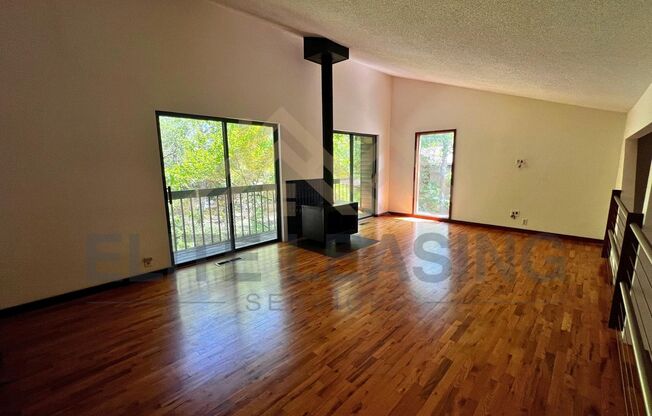 4870 SW Skyline Pkwy Available 8/15/2025
