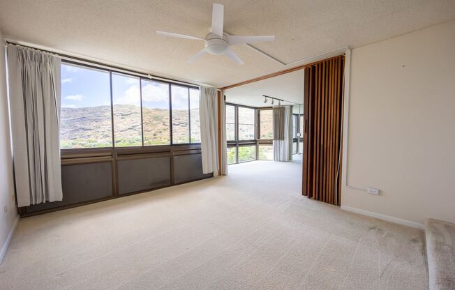 Mauna Luan Hawaii Kai 2 Bedroom 2 Bathroom 2 Parking Luxury Condominium with Ocean Views