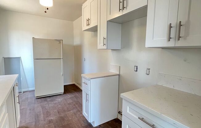 1 bed, 1 bath, $1,695, Unit F