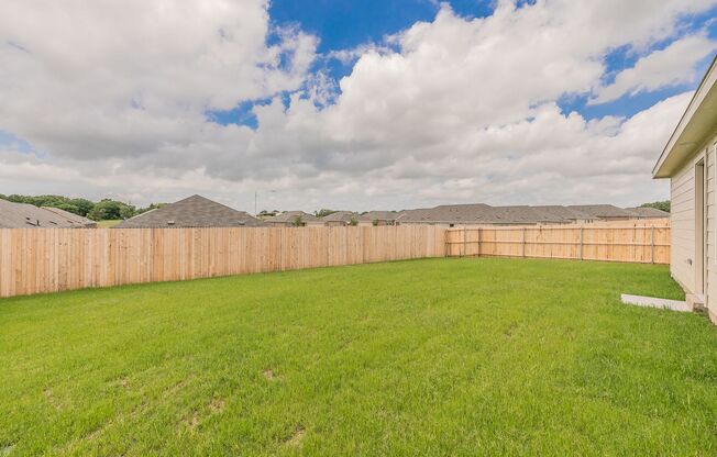 3 bedroom 2 bath-brand new construction in Keene