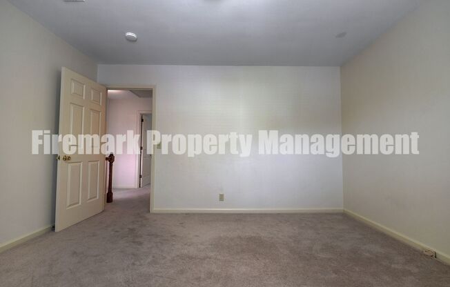 2 beds, 1.5 baths, $1,500, Unit G4