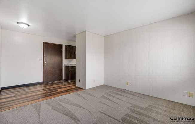 1 bed, 1 bath, 500 sqft, $895, Unit 205