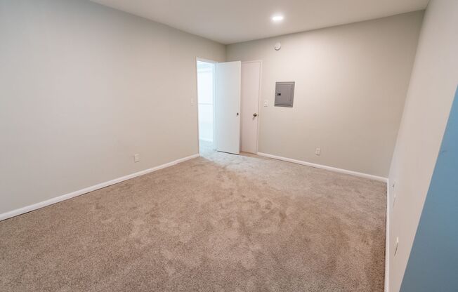 1 bed, 1 bath, 695 sqft, $1,898, Unit 306