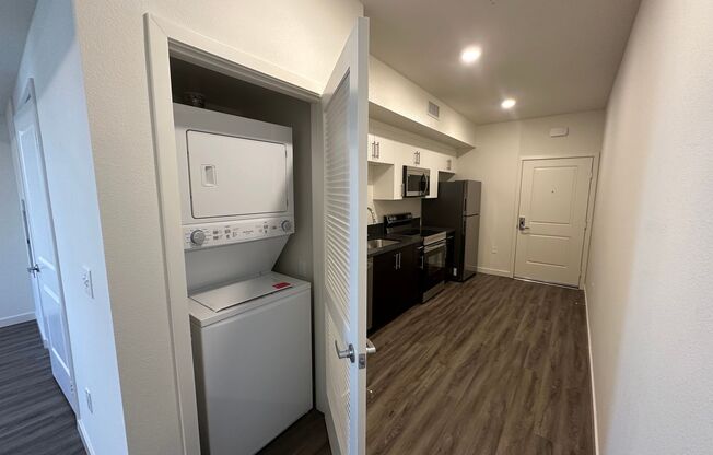 Studio, 1 bath, 506 sqft, $2,350, Unit 501