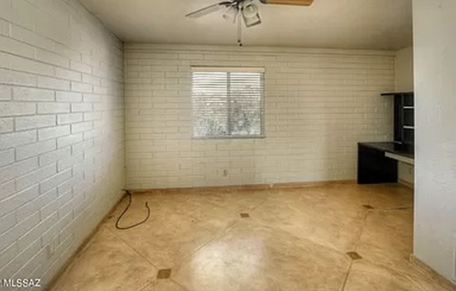 3 beds, 2 baths, $2,100, Unit 55 Cherry-206