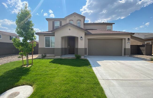 Welcome to your dream home in the desirable Wingfield Hills area!