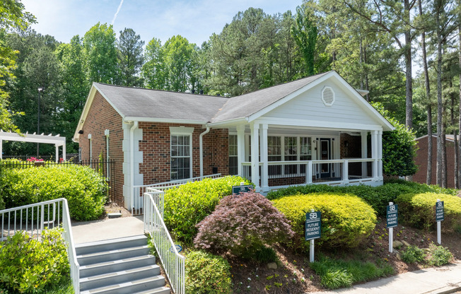 Spalding Bridge | Sandy Springs, GA | Leasing Office