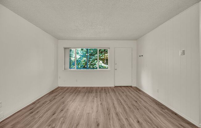 1 bed, 1 bath, 415 sqft, $1,325, Unit 760-55