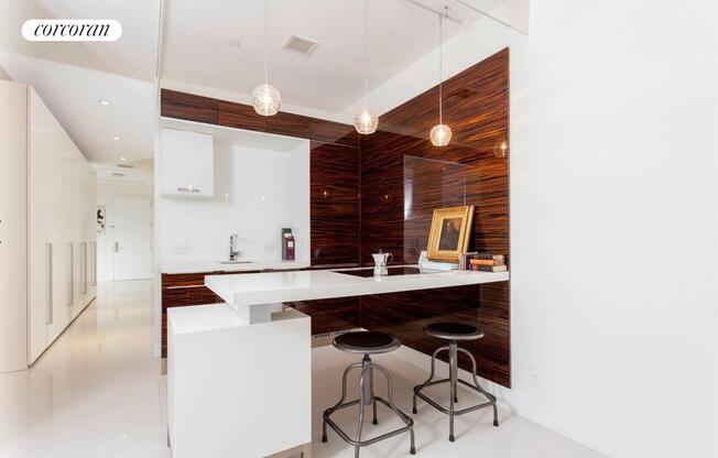 Studio, 1 bath, 900 sqft, $4,995, Unit 817