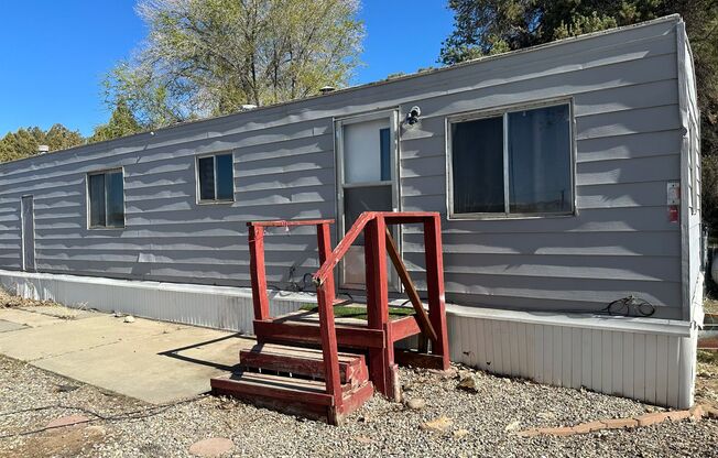 1 Bedroom 1 Bathroom Mobile Home Duplex in Aztec available to rent