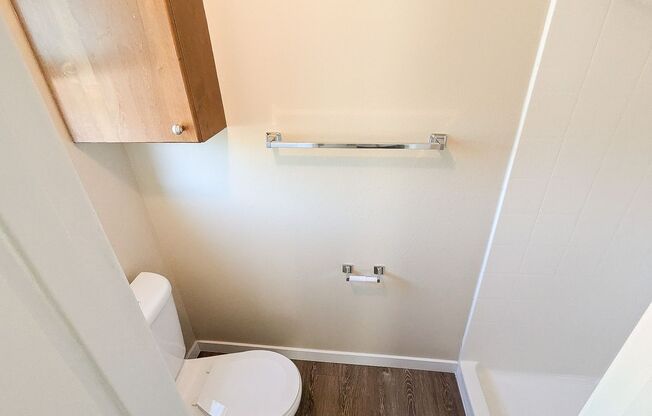 Studio, 1 bath, 150 sqft, $995, Unit 5G