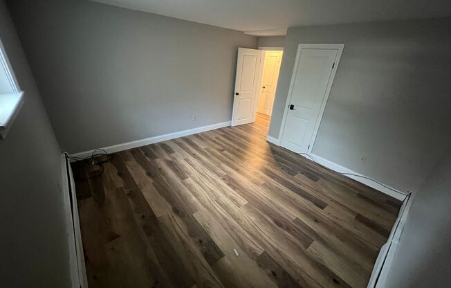 2 beds, 1 bath, 630 sqft, $1,975, Unit Apt 14