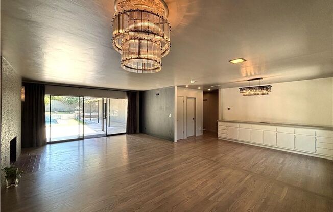 Beautiful 4 bedroom, 2 bathroom house with pool.