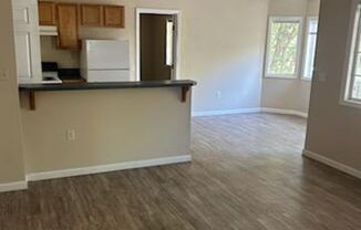 2 beds, 2 baths, 942 sqft, $1,375, Unit 202