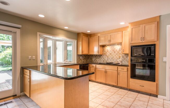 Beautiful Los Altos Home with Spacious Backyard  ** Tour Today*8