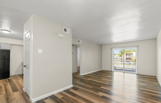 1 bed, 1 bath, 709 sqft, $895, Unit 406-210