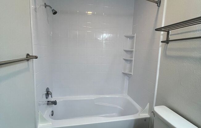 Studio, 1 bath, 380 sqft, $2,025, Unit 777-222