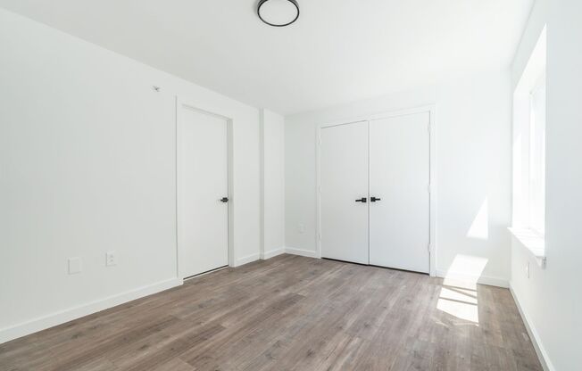 2 beds, 2 baths, 1,000 sqft, $1,627, Unit 27