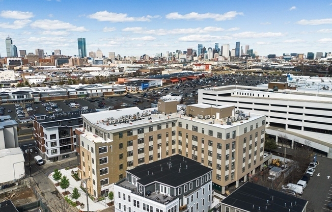 1 bed, 1 bath, 535 sqft, $2,625, Unit 608