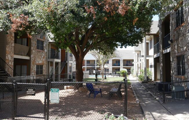 1 bed, 1 bath, 524 sqft, $929