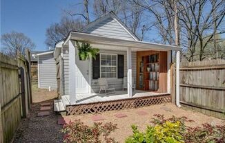 East Nashville Cottage Studio