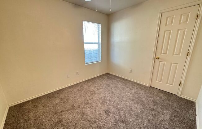 3 beds, 2 baths, 1,183 sqft, $1,225, Unit Apt A