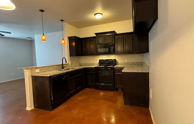 3 beds, 2 baths, 1,225 sqft, $1,325, Unit 1835 Post Oak Rd