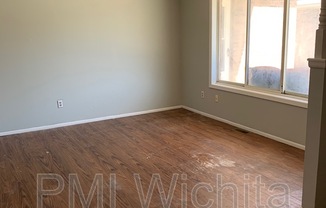 608 N RICHMOND AVE