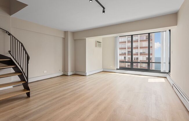 1 bed, 1.5 baths, 678 sqft, $2,450, Unit 10G