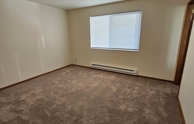 Edgewater Apartments