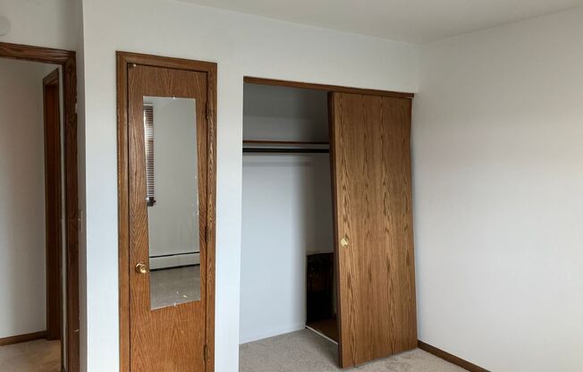 1 bed, 1 bath, 650 sqft, $999, Unit 1220-060