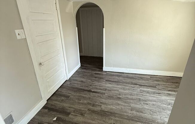 2 Bed Room 1 Bath