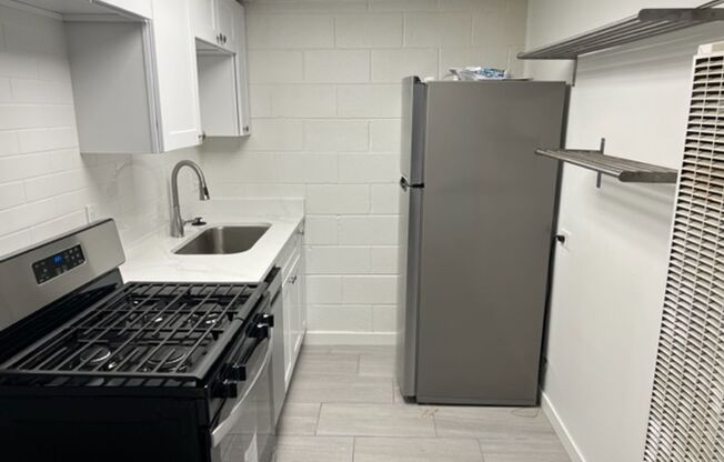 900 E apartments