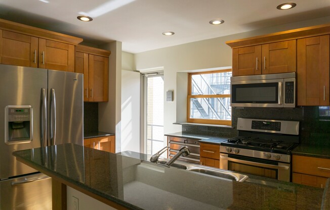 905 Delaware Apartments