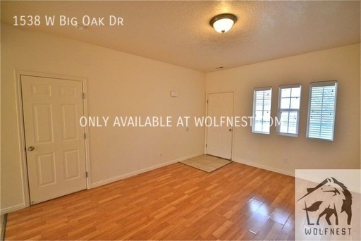 1538 W BIG OAK DR