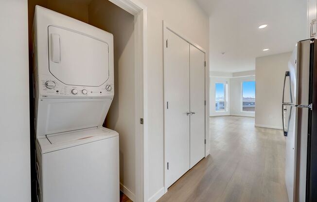 2 beds, 2 baths, 940 sqft, $1,950, Unit 311